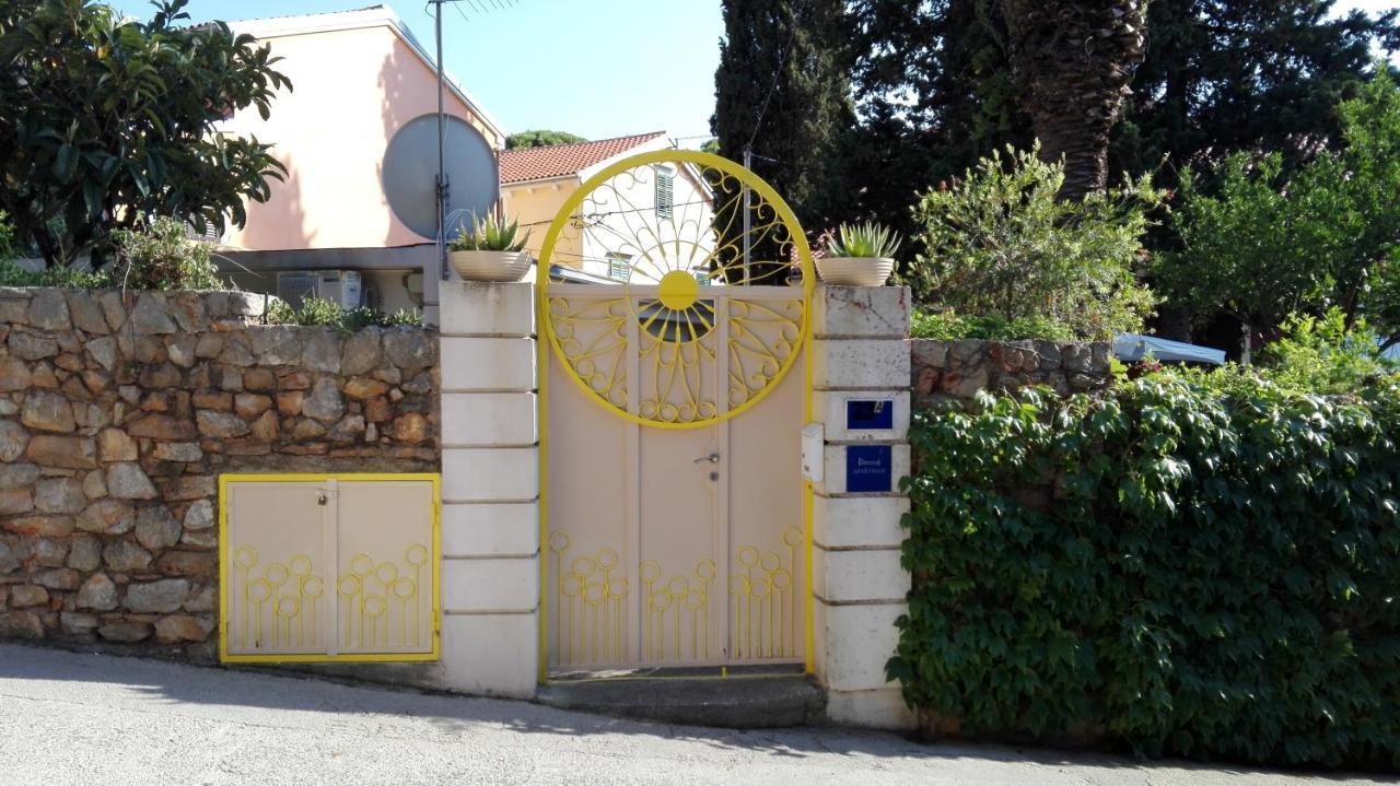 Apartments Veli Lošinj Exterior foto