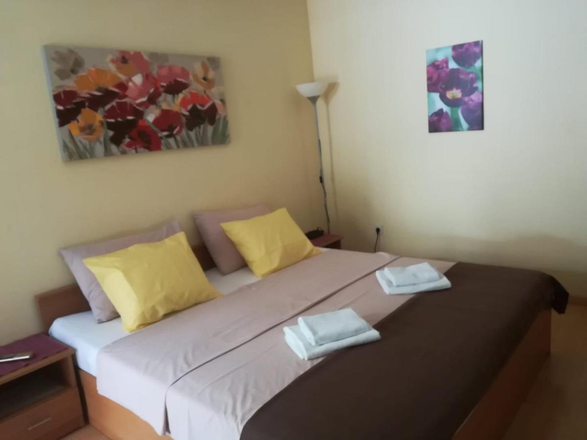 Apartments Veli Lošinj Exterior foto