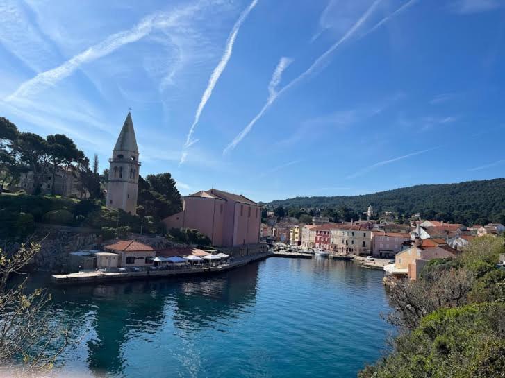 Apartments Veli Lošinj Exterior foto